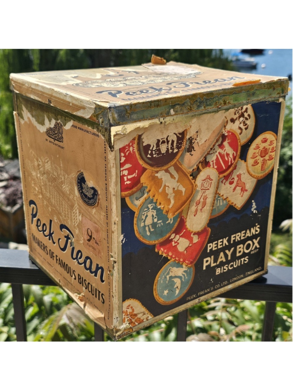 Vintage Peek Frean’s Play Box Biscuits Tin London England Antique Advertising...